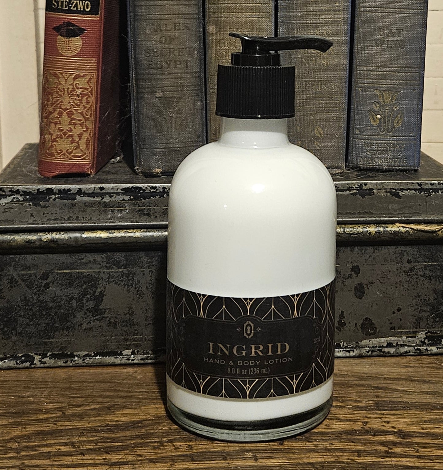 Ingrid Lotion:     Sandalwood, Cedar & Violet